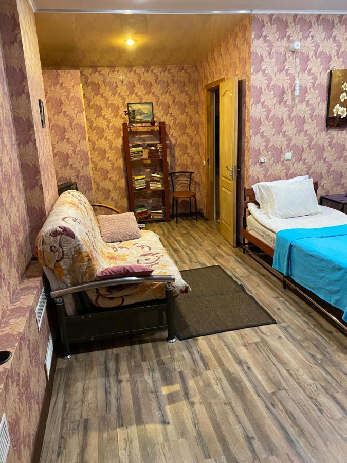 Yellow Unlimited Hotel 4 Kharkiv Bagian luar foto